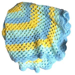 Handmade Crochet Knit Baby Blanket Soft Pretty 42" x 42" Scalloped Ruffled Edge